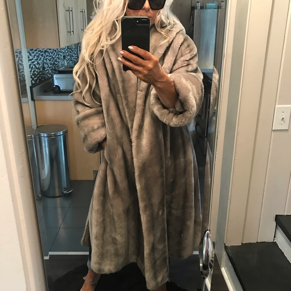 Vintage 40's 50's blue Iris by Annis faux fur 'mob wife aesthetic'
